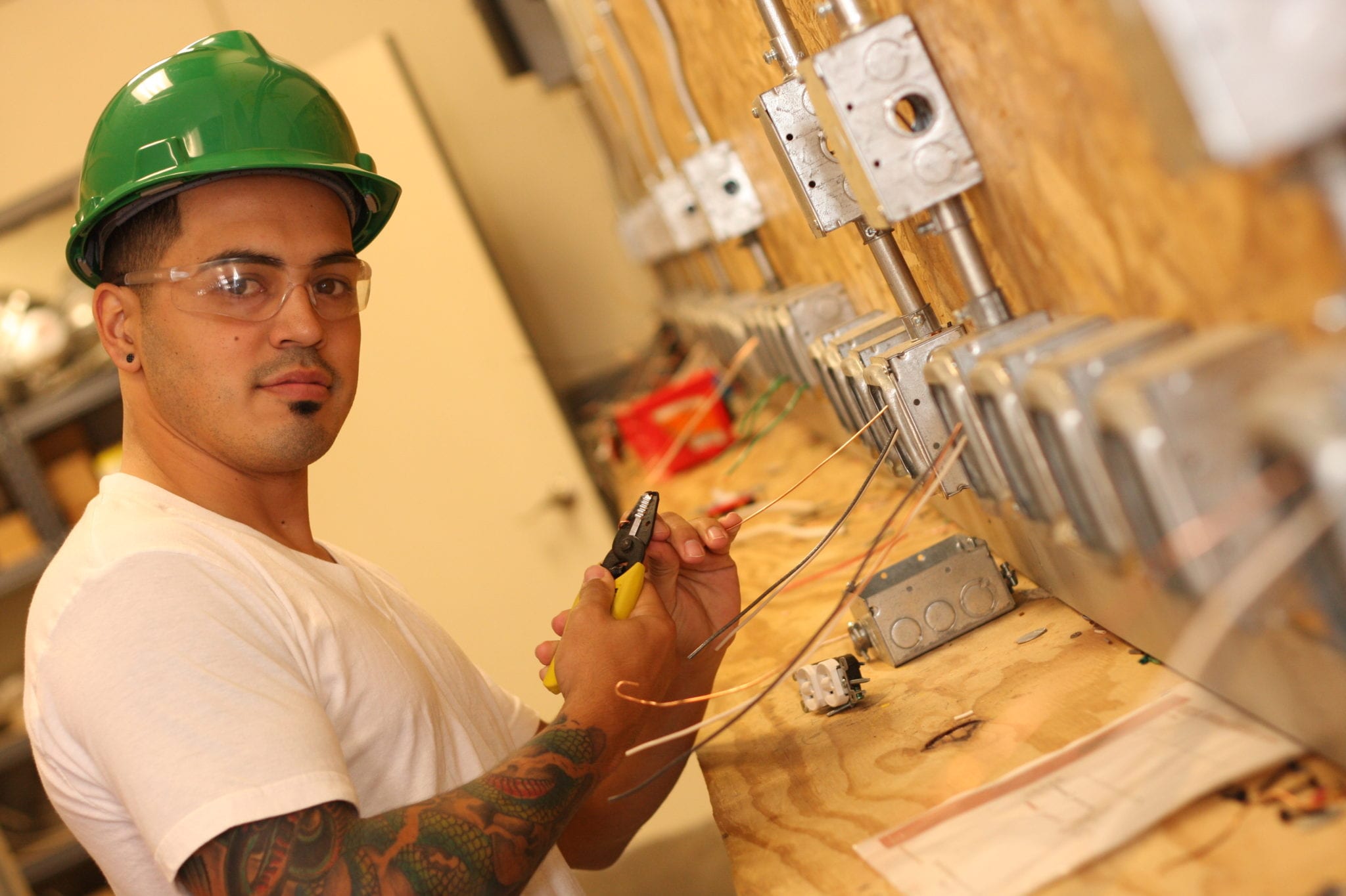 5 Myths About Working as an Electrician